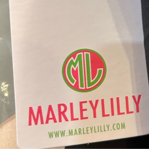 Large Tiger Party Zip Top Weekender Tote by MarleyLilly. Brand New With Tags. - Picture 9 of 9